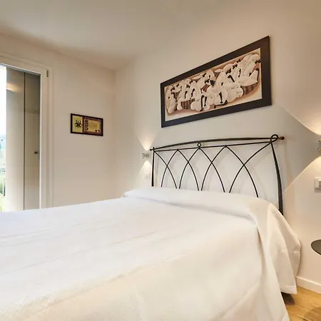 Apartmentsgarda - Garda31 Apartment Garda (Verona)