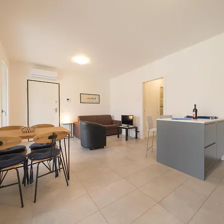 Apartmentsgarda - Garda31 Apartment